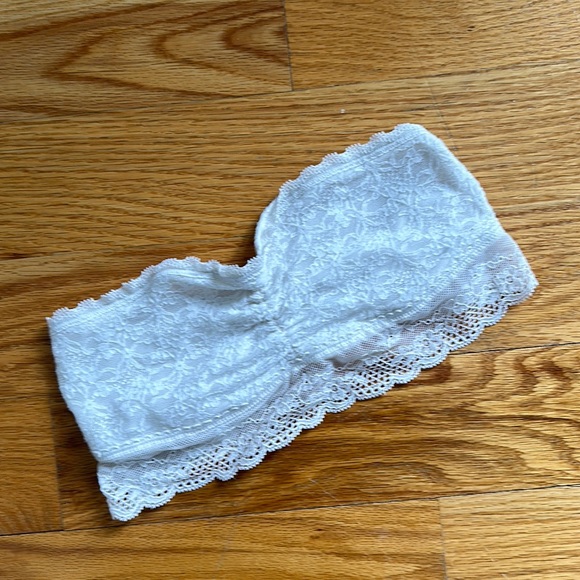 aerie Other - AERIE WHITE LACE BRALETTE